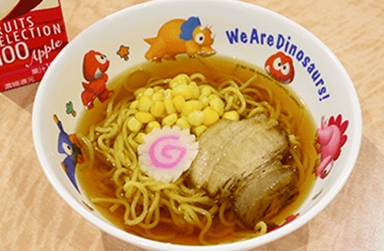 フードショップのラーメン