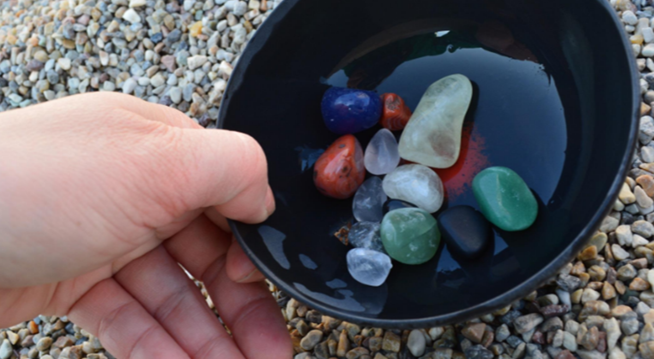 【期間限定】宝石探し