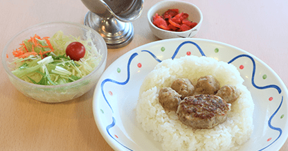 中央ハローバーグカレー